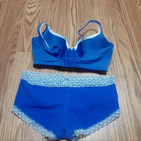 Bra & panty lot! - Picture 5 of 5